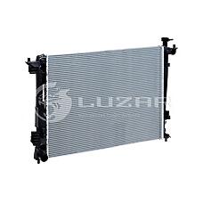 LUZAR LRC08Y5 (01333042 / 1026616SX / 253102S000) радиатор системы охлаждения  Sportage (Спортедж) III /  ix35 (10-) 2.0i mt (lrc 08y5)